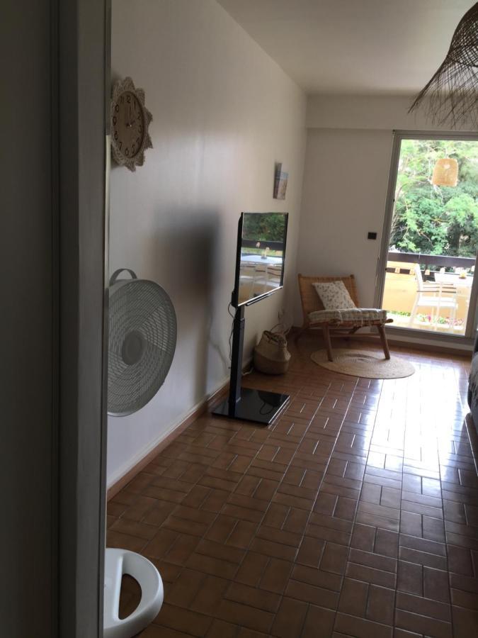 Studio Cabine,4 Personnes ,Renove,Au Calme,200 M De La Plage,Parking Prive Сет Экстерьер фото